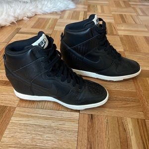 Nike Dunk Sky High Black Women’s Size 7 Sneakers